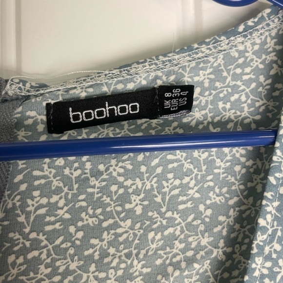 Boohoo Floral half Top - Picture 2 of 3